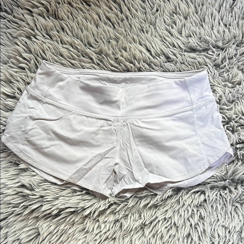 Lululemon Speed Up Shorts 2.5” Size 6